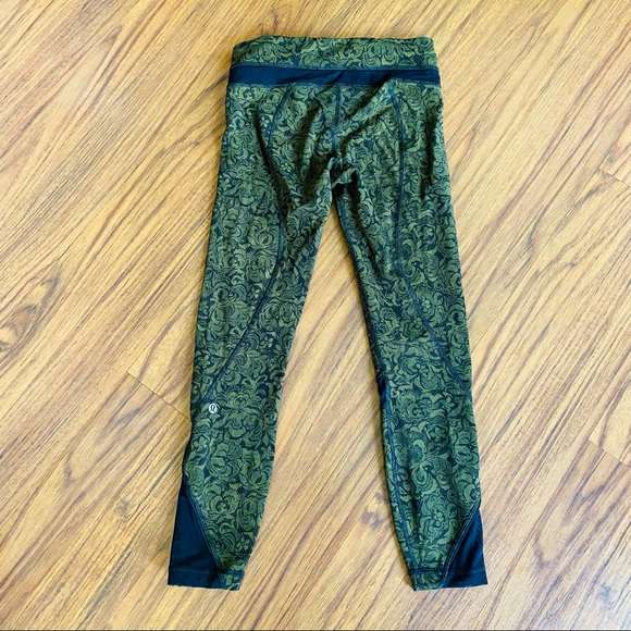 Lululemon Inspire Tight ll - Picture 6 of 7